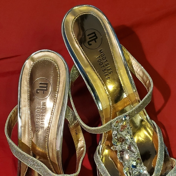 Shoes - Picture 6 of 6